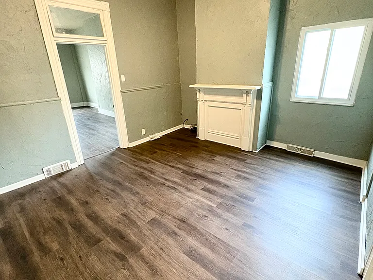 922 Evergreen Ave #1 — Photo 11