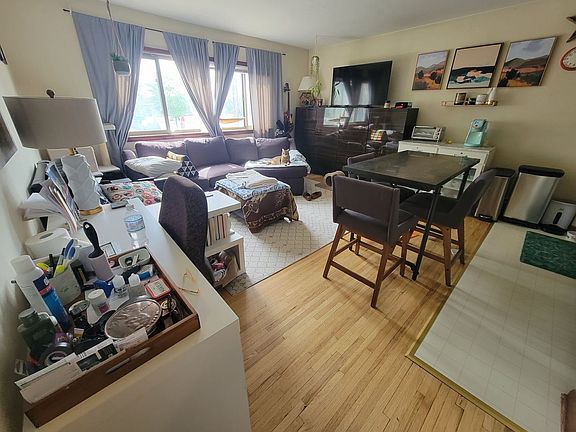 5th image of 327 University Ave SE APT 304