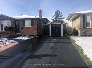 171 Larchwood Cir, Welland, ON L3C 6T2