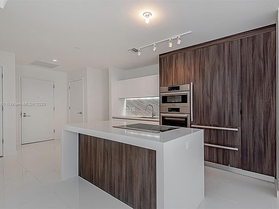 2nd image of 851 NE 1st Ave #3502A