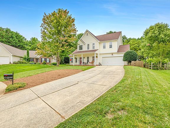 2nd image of 444 Glencrest Dr #25