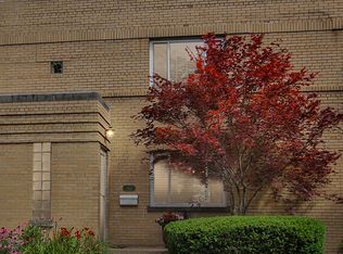 1421 Main St, Evanston, IL 60202