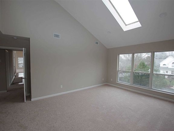 5th image of 22 Croydon Ave