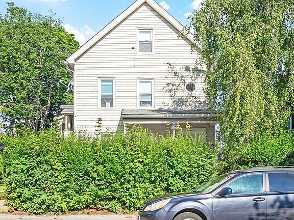 3rd image of 22 Florence St
