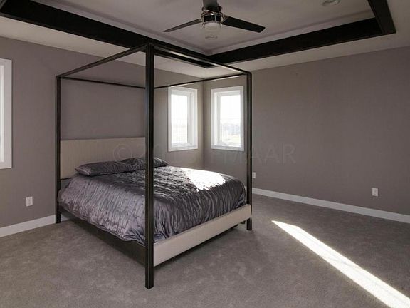 4th image of 1016 Mulberry Ln