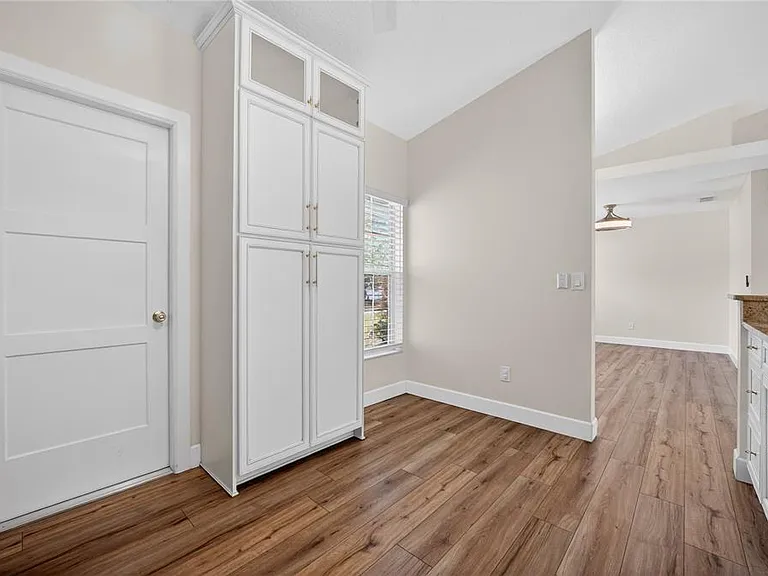 10748 Siena Dr — Photo 30