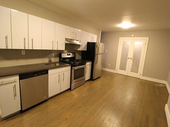 2nd image of 3660 Waldo Ave APT 2K