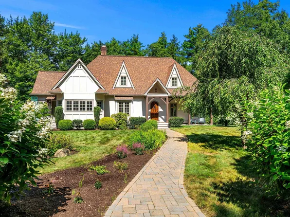 3 Rebekahs Way, Hollis, NH 03049