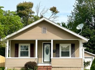 15 Park Rd, Brockton, MA 02301