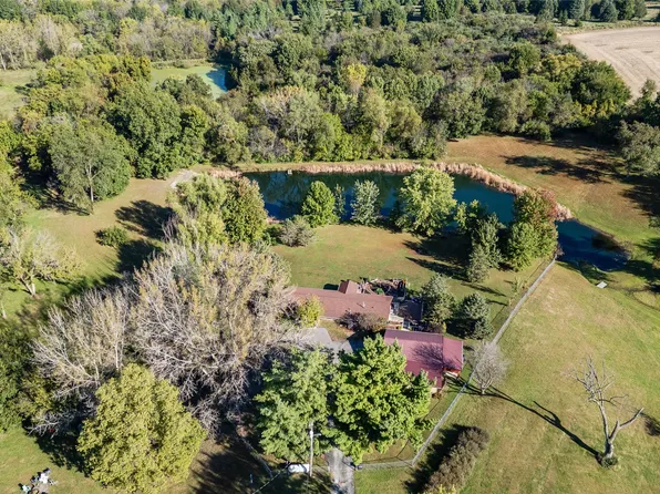 2496 SE 83rd Ct, Runnells, IA 50237