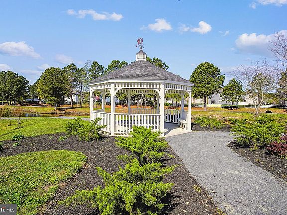 4th image of 1672 Terrapin Cir