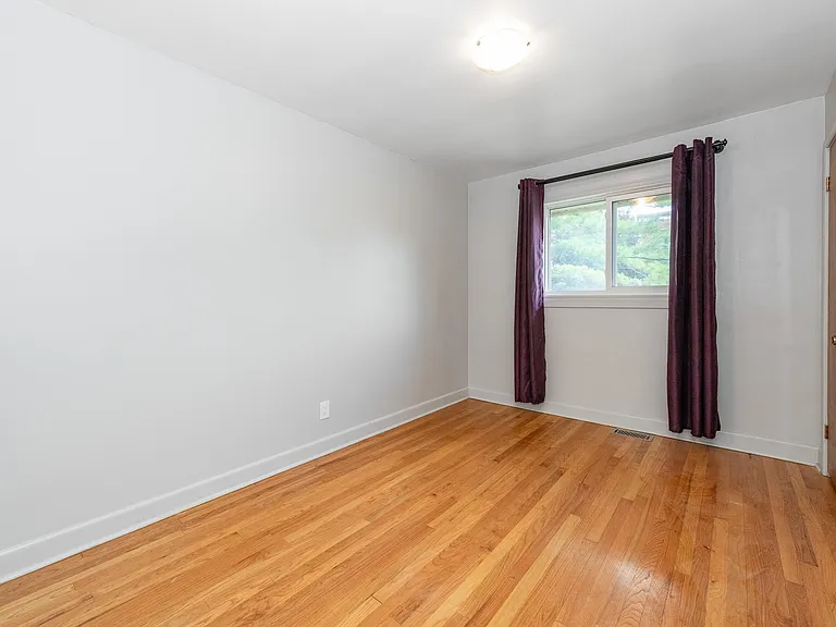 2344 Midway Ave #A — Photo 24