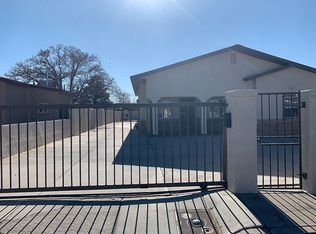 918 Aztec Rd NW, Albuquerque, NM 87107