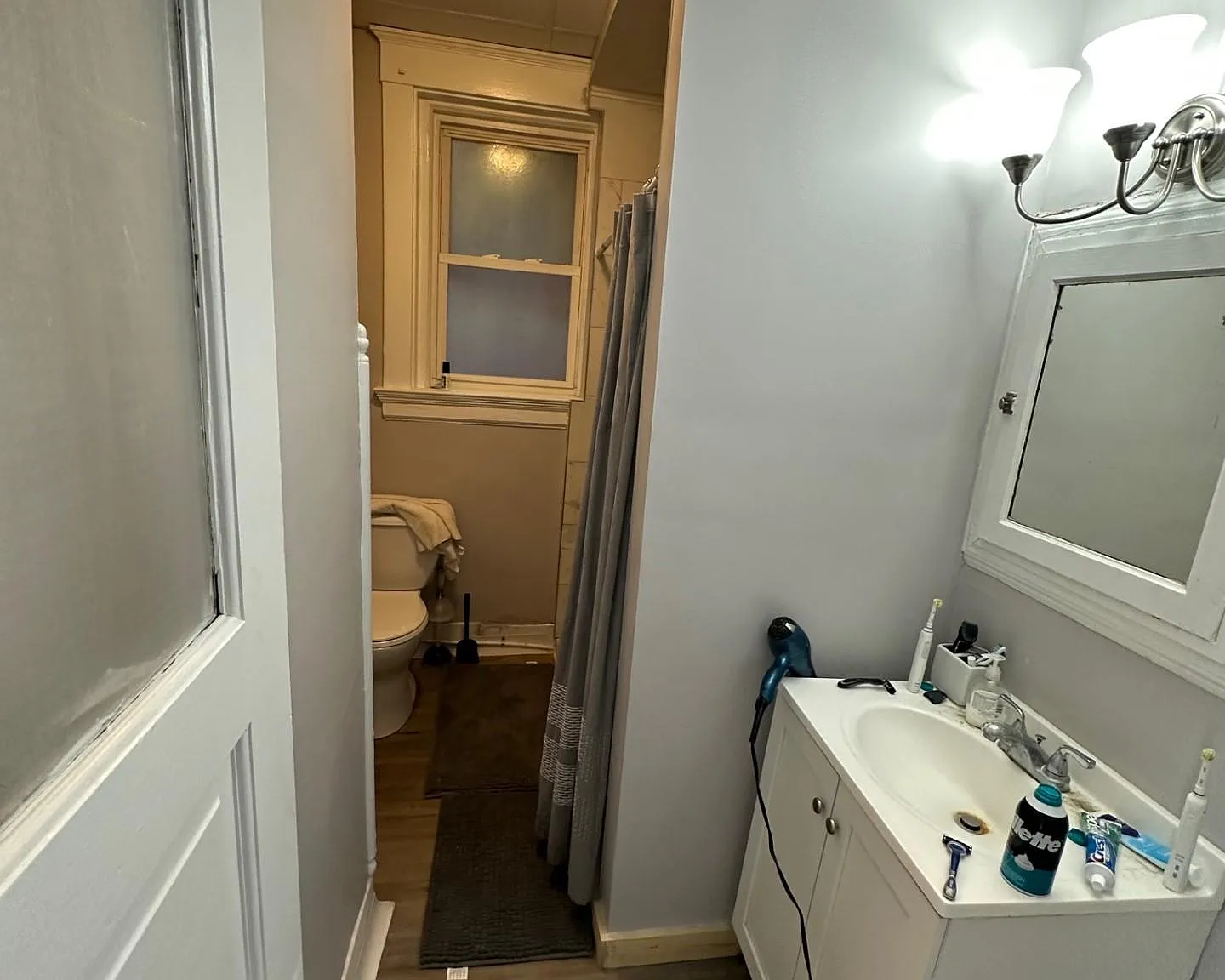 7 bed, 4000 sqft, $5,600 — Photo 4