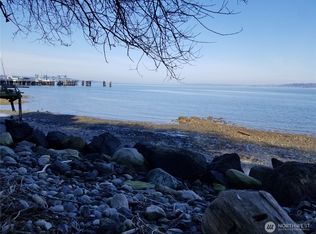 10014 Vashon Highway SW, Vashon, WA