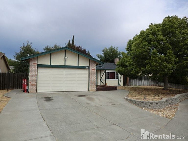 1st image of 2074 Wylie Ct