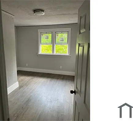 4 bed, 1705 sqft, $1,895 — Photo 3