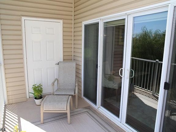 4th image of 3321 Warrens Way #3321
