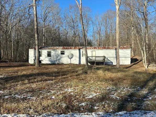 723 Gray Fox Dr, Crossville, TN 38571