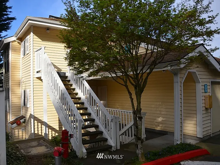 2610 118th Ave SE #5-301 — Photo 1