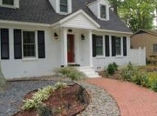541 Kerry Lake Dr, Newport News, VA 23602