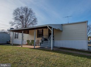 35 Hemlock Acres Ct, Manheim, PA 17545