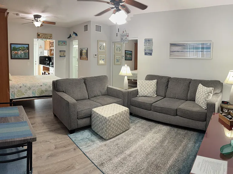 315 Van Buren St #203B — Photo 1
