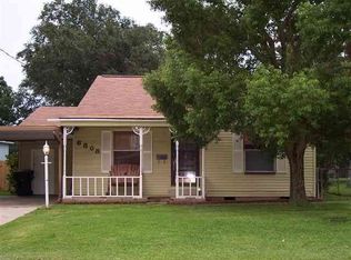 6808 39th St, Groves, TX 77619