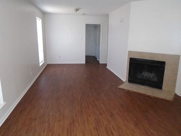 5th image of 7505 Connie Ln