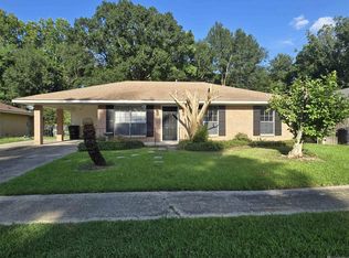 2128 Vickers Dr, Baton Rouge, LA 70815