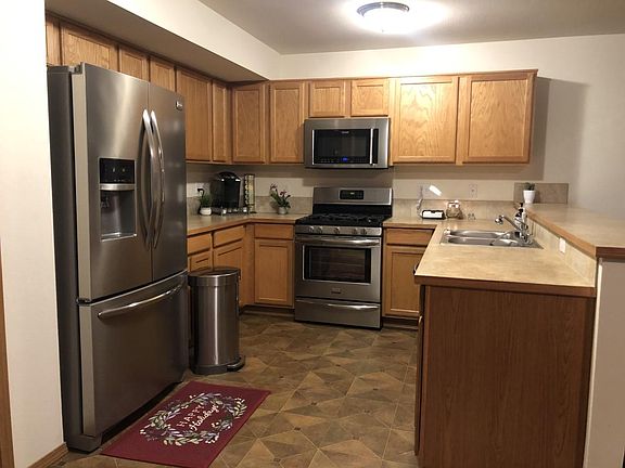 2nd image of 5005 Bowwood Cir NE