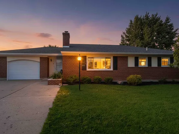 822 Barbara Ln, Wapakoneta, OH 45895