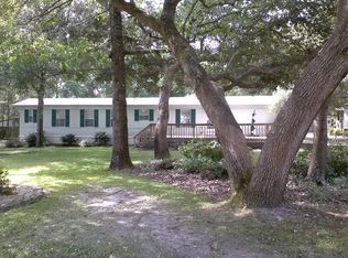102 Sandy Shore Ln, Cedar Pt, NC 28584