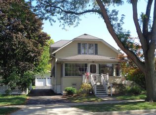 315 N Walnut St, Itasca, IL 60143