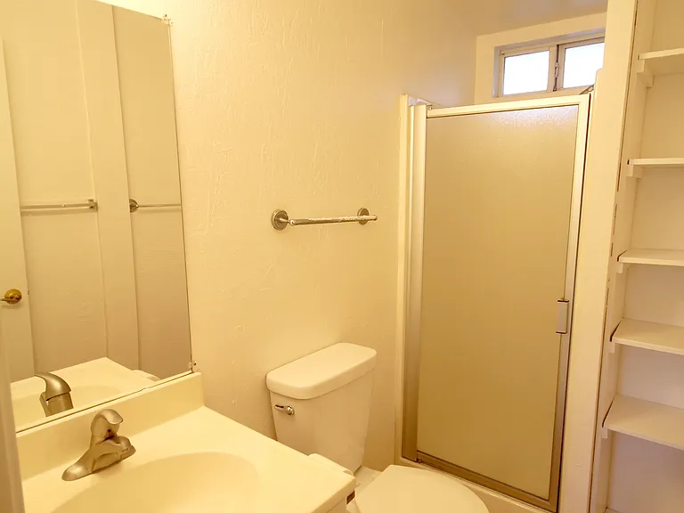 2348 Craig Ct — Photo 2