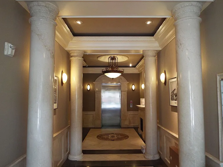 Howard Park Apartments — Photo 57
