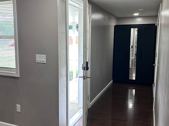 3rd image of 3715 Lima Dr