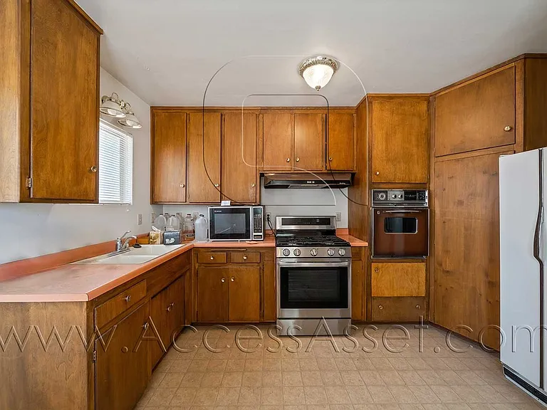18499 Shay Rd #1 — Photo 9
