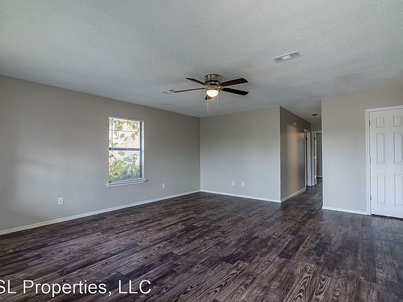 3rd image of 6642 S Julian Ave