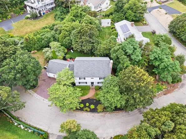 16 Whitney Ln, Plymouth, MA 02360