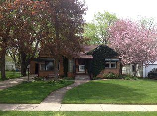 1425 N 5th St, Chillicothe, IL
