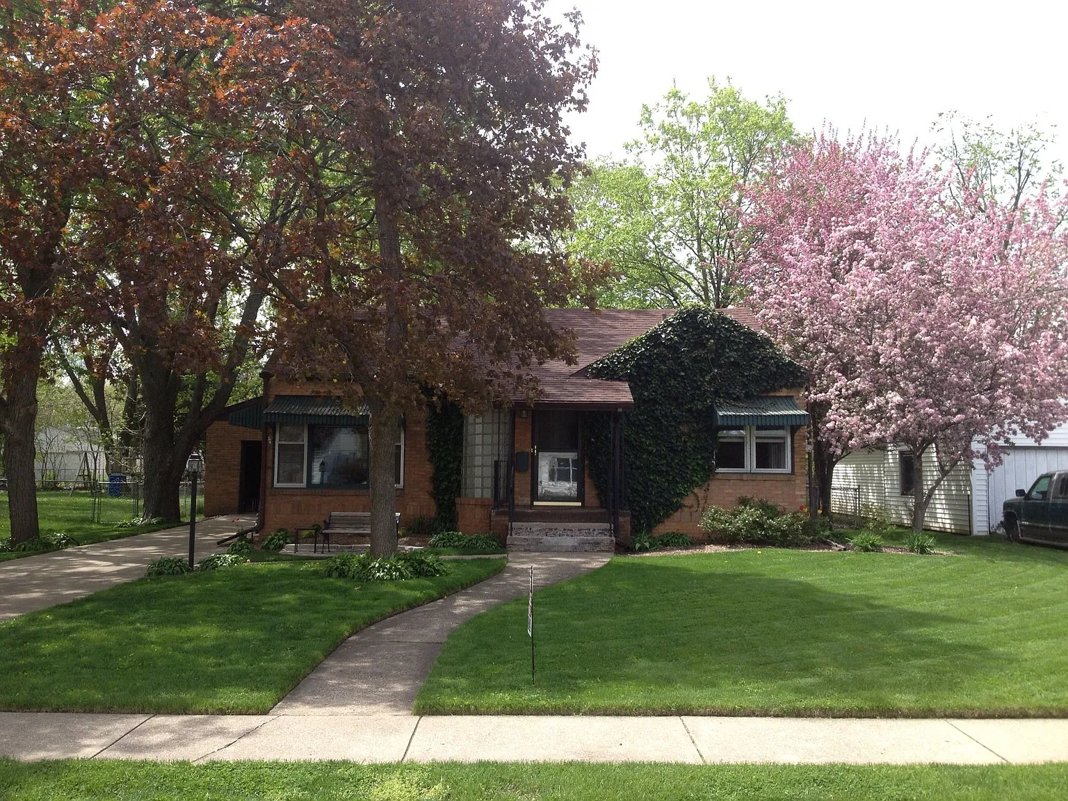 1425 N 5th St photo 1