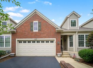 1621 Captiva Dr, Aurora, IL 60504