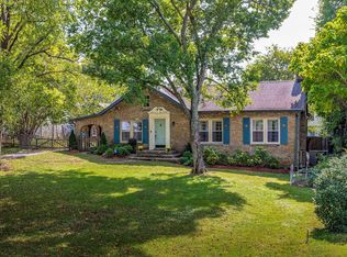 215 Walton Ln, Madison, TN 37115