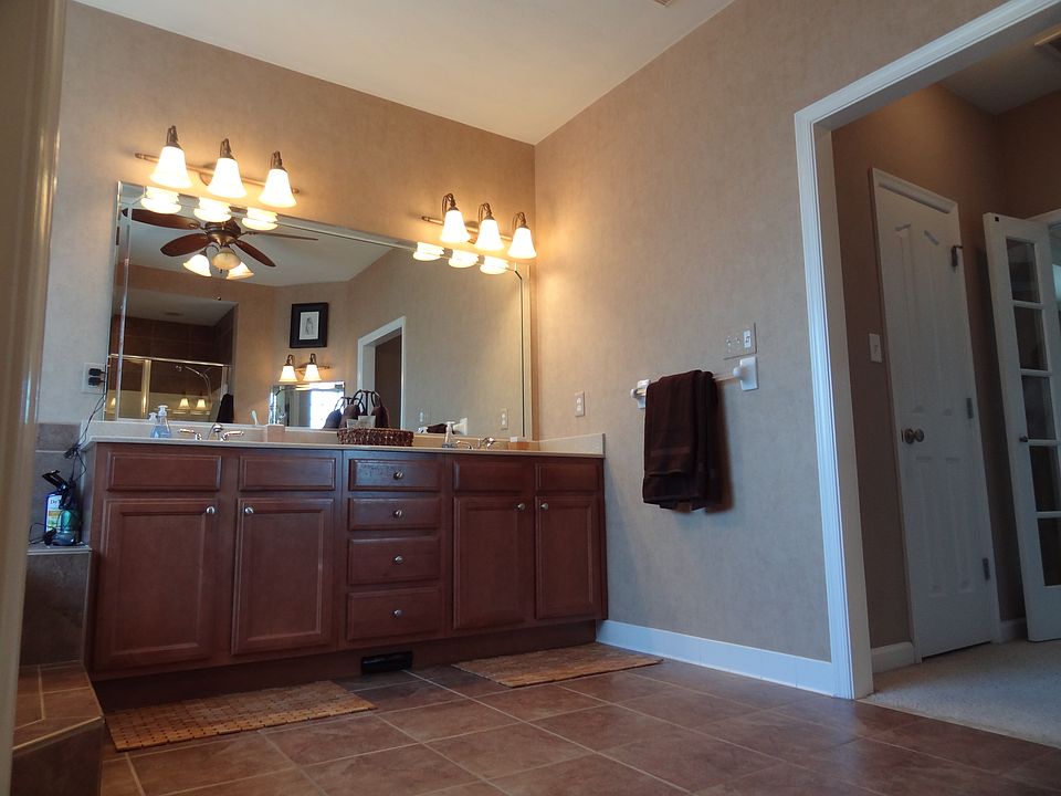 1st image of 2208 Dills Ct