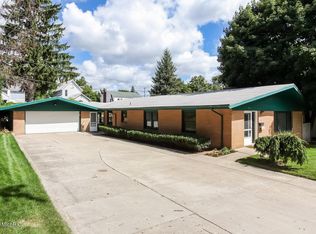 1247 Rennslaer St NW, Grand Rapids, MI 49504