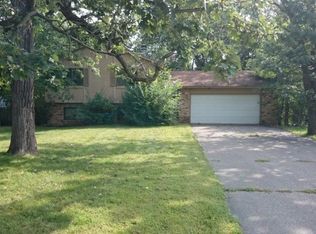 10437 Ibis St NW, Coon Rapids, MN 55433