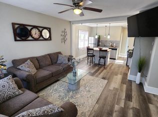 3644 East Carpenter AVENUE, Cudahy, WI 53110 | MLS #1924621 | Zillow