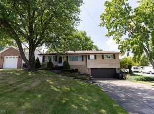 7312 Ivandale Rd, Independence, OH 44131