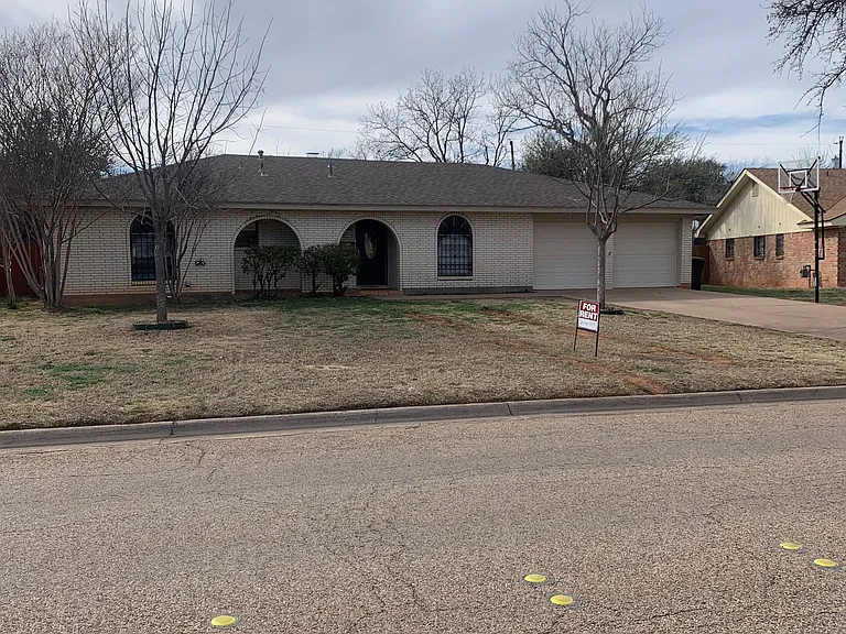 1526 Glenwood Dr — Photo 1